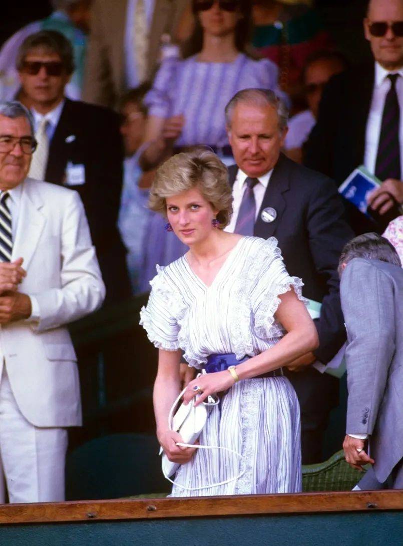 次世界杯中 次世界杯中